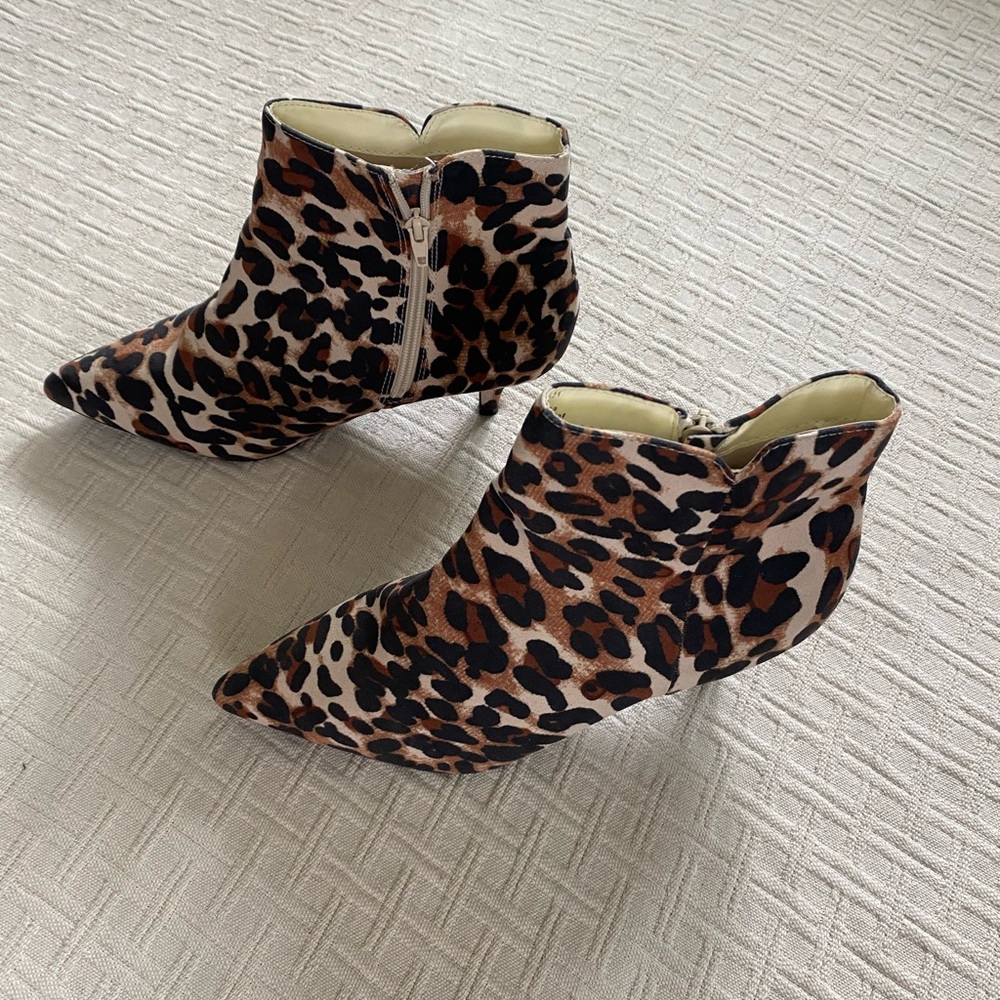 Journee Collection leopard print booties. - Picture 4 of 10